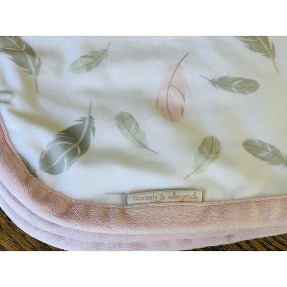 BLANKETS & BEYOND Pink Gray Feathers Leaves Baby Blanket Soft White 28x32” Plush - Picture 7 of 10